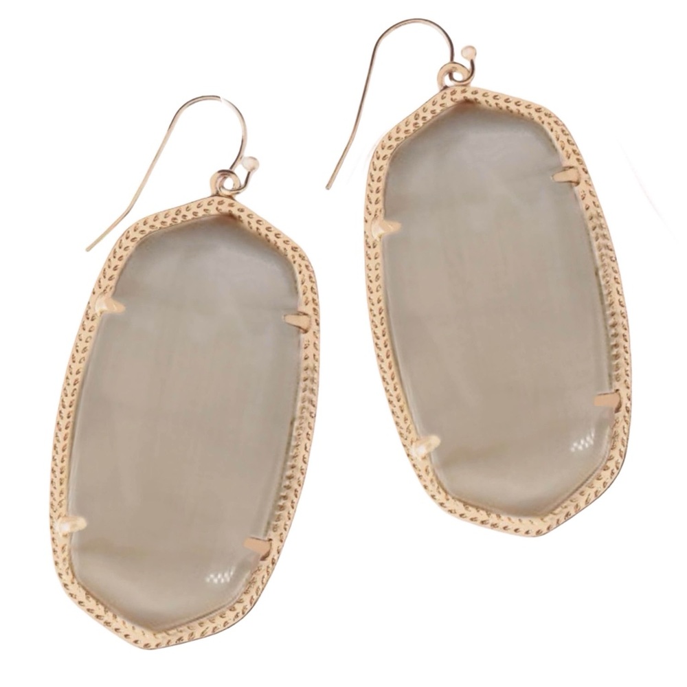 Kendra Scott • Danielle Earrings • Rose Gold Peach Cat’s Eye • French Wire